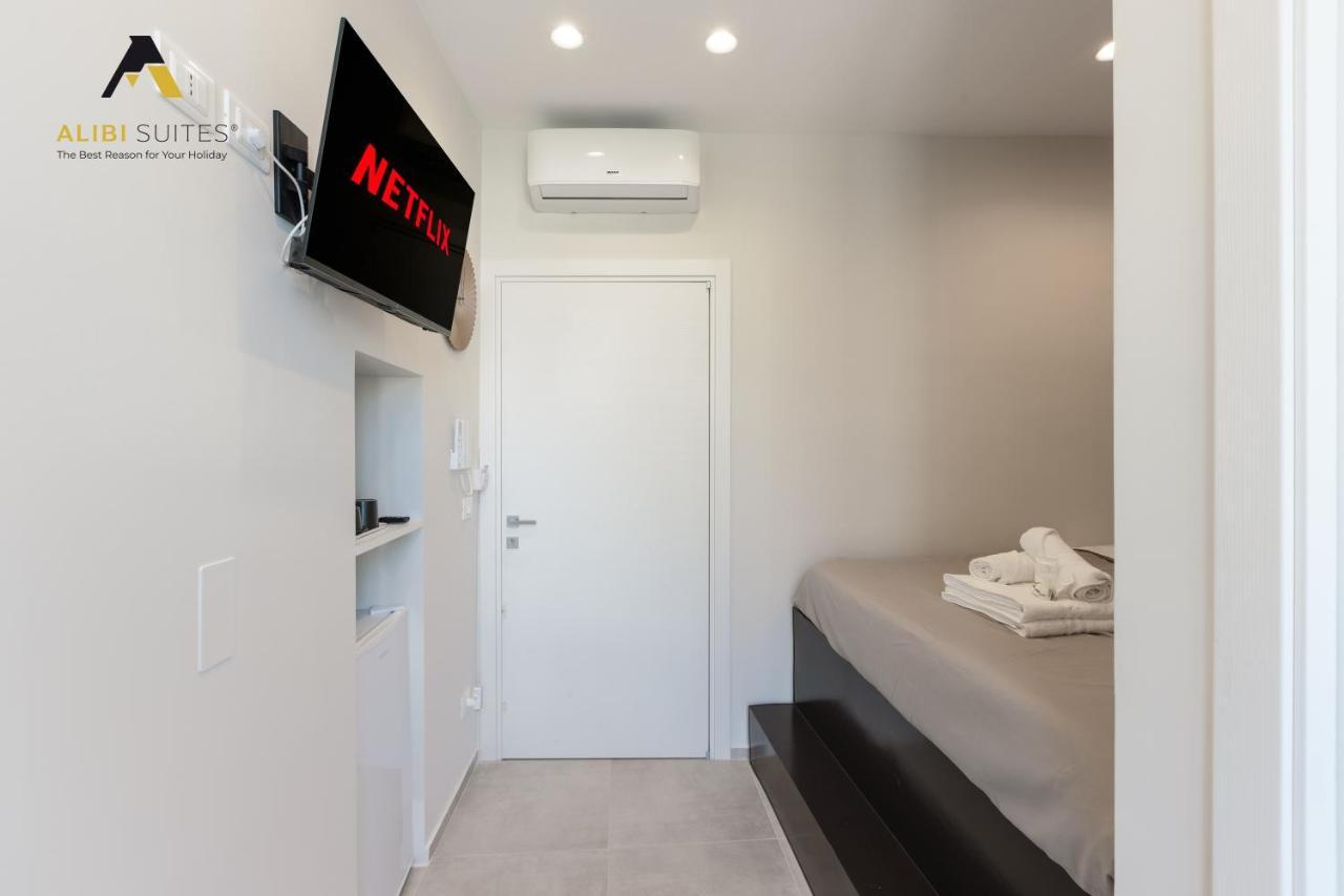 Alibi Suites Suite Museum: Gioiello Con Vista Sul Museo Archeologico Nazionale, Letto E Doccia Con Cromoterapia, Smart Tv, Wifi E A/C Ruvo di Puglia Zewnętrze zdjęcie