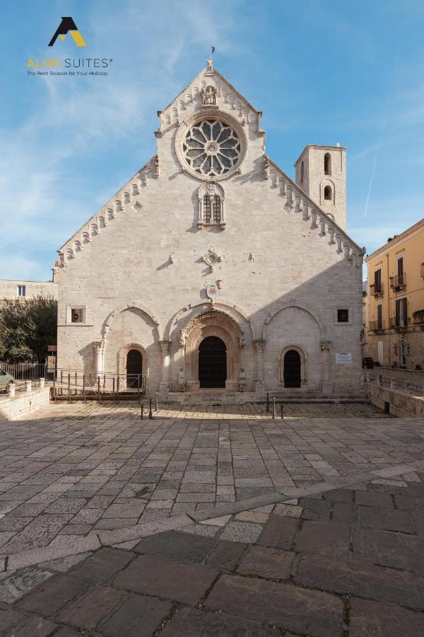 Alibi Suites Suite Museum: Gioiello Con Vista Sul Museo Archeologico Nazionale, Letto E Doccia Con Cromoterapia, Smart Tv, Wifi E A/C Ruvo di Puglia Zewnętrze zdjęcie